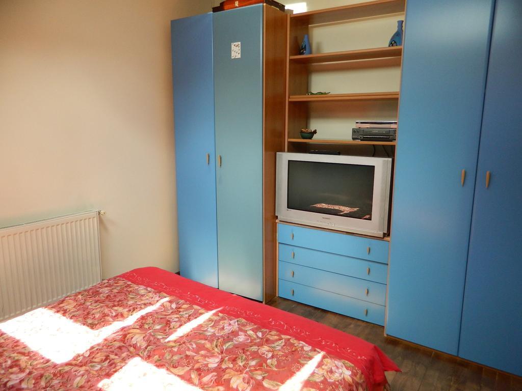 Cazare Vio Hotel Kolozsvár Szoba fotó