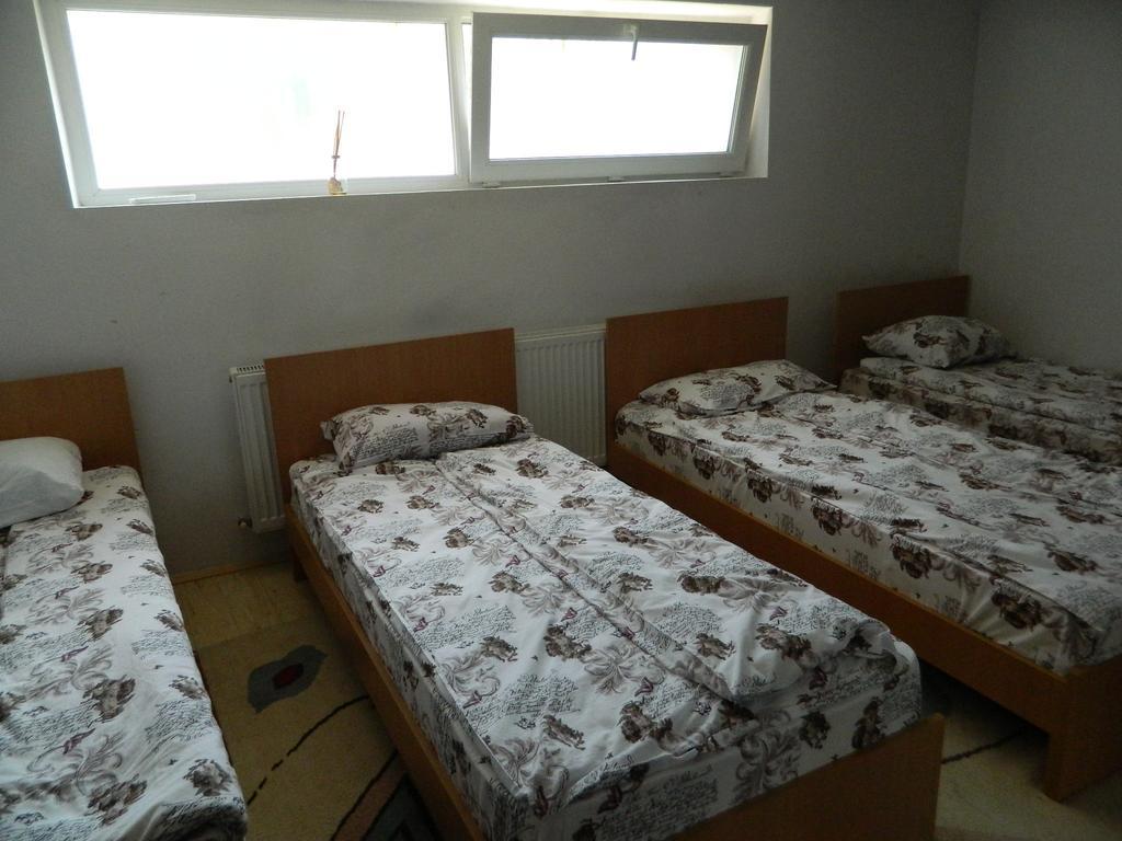 Cazare Vio Hotel Kolozsvár Szoba fotó