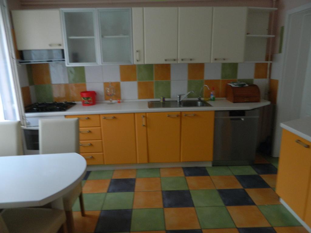 Cazare Vio Hotel Kolozsvár Kültér fotó